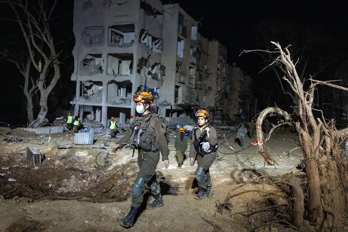 ایرانی کے صرف دو میزائلوں نے اسرائیل کے اربوں ڈالر کے دفاعی نظام کو بے بس کردیا