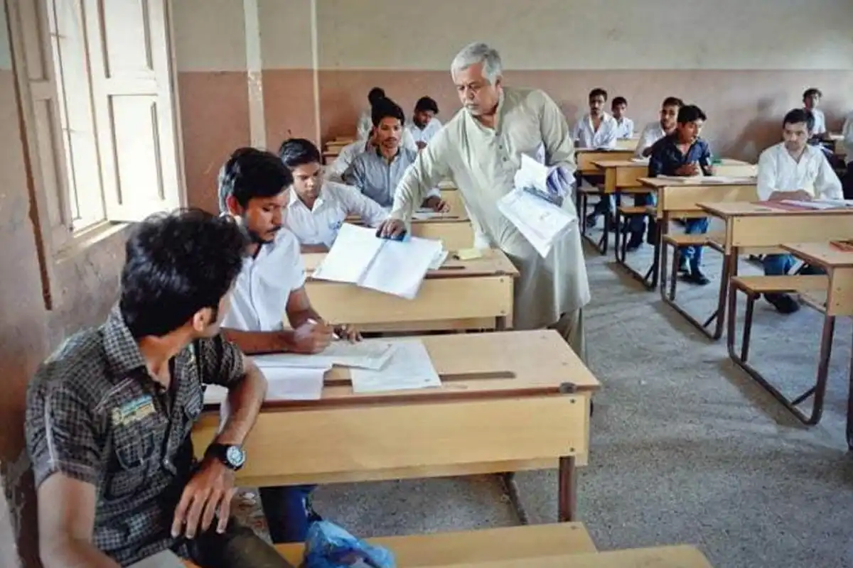 میرپورخاص بورڈ میں کرپشن اسکینڈل، میٹرک اور انٹر کے ہزاروں طلبہ کے نتائج کالعدم قرار