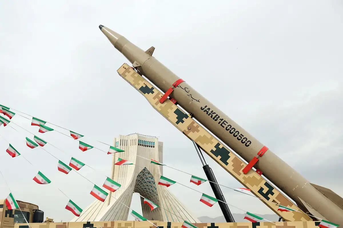 امریکی اڈوں پر حملے، ایرانی میزائلوں اور ڈرونز کی درست کارروائیوں پر عسکری ماہرین حیران