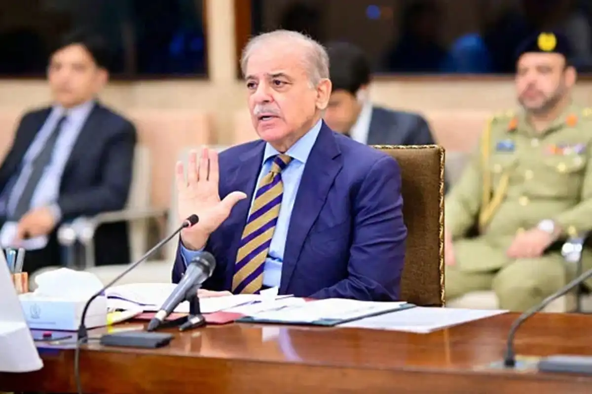 وزیر اعظم کا خلیجی بحران کے حل کیلئے سفارتی ہوم ورک مکمل کرنے کا حکم