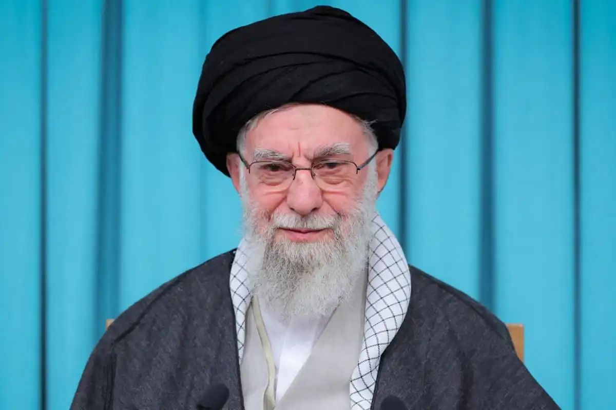 شہید سپریم لیڈر کی تدفین کی تیاریاں جاری، آخری آرام گاہ مشہد میں ہوگی