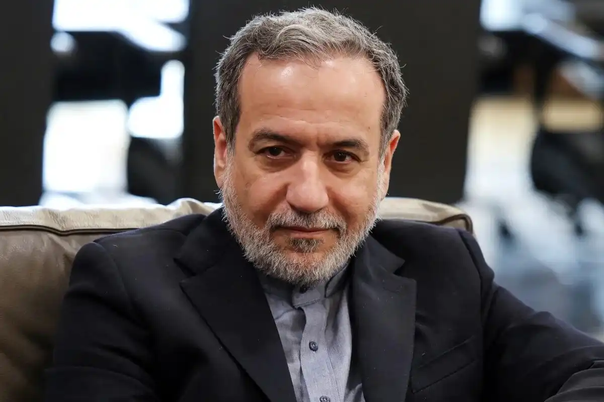 مذاکرات کے دوران ایران پر حملہ کرکے ٹرمپ نے امریکی ووٹرز کو دھوکہ دیا : ایرانی وزیر خارجہ