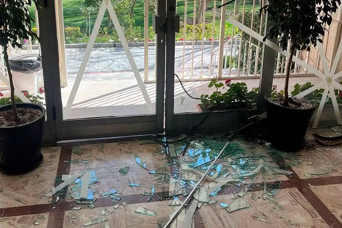 ایران پر حملے سے روسی قونصل خانے کی عمارت کو نقصان