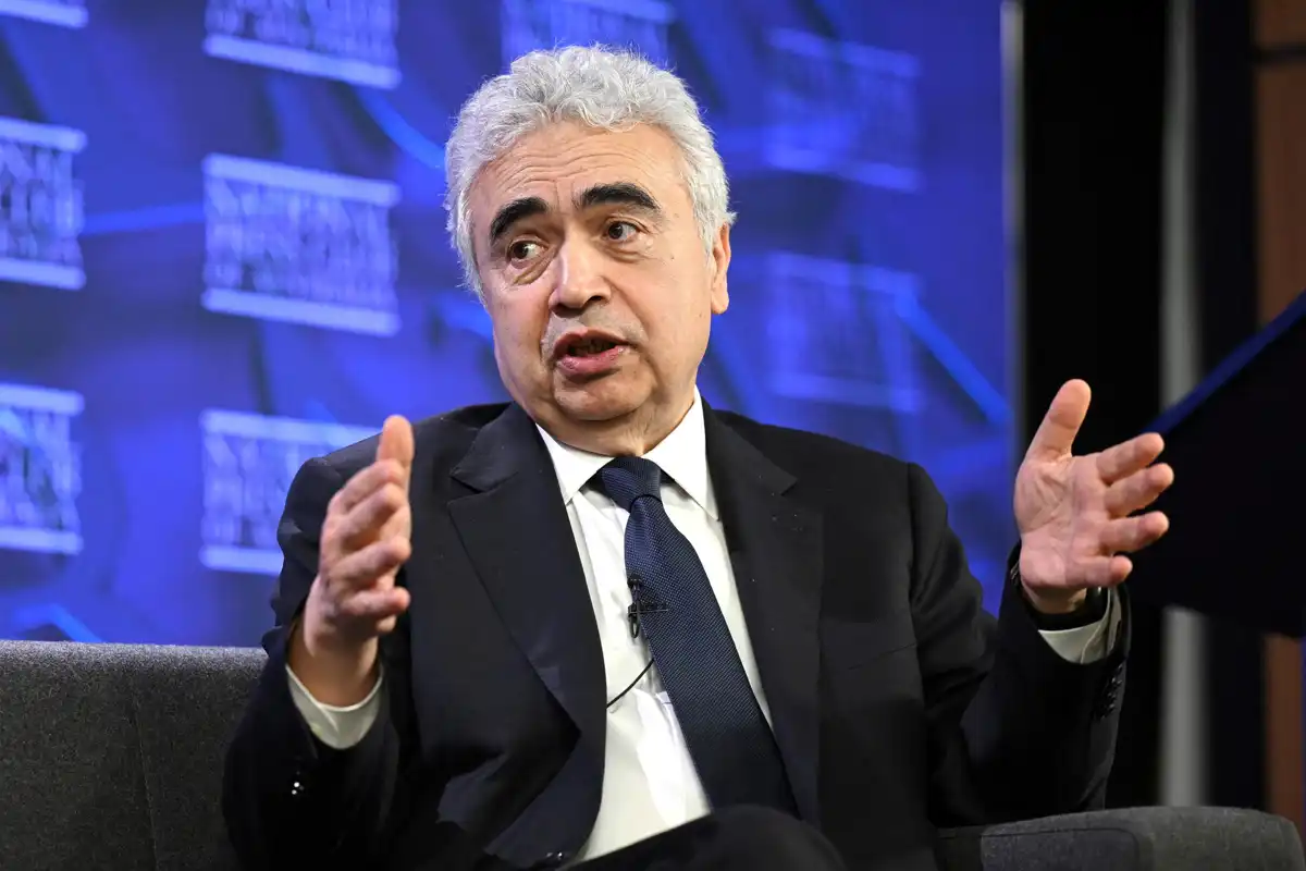 معاشی تباہی روکنے کا واحد حل آبنائے ہرمز کی بحالی ہے، عالمی توانائی ایجنسی