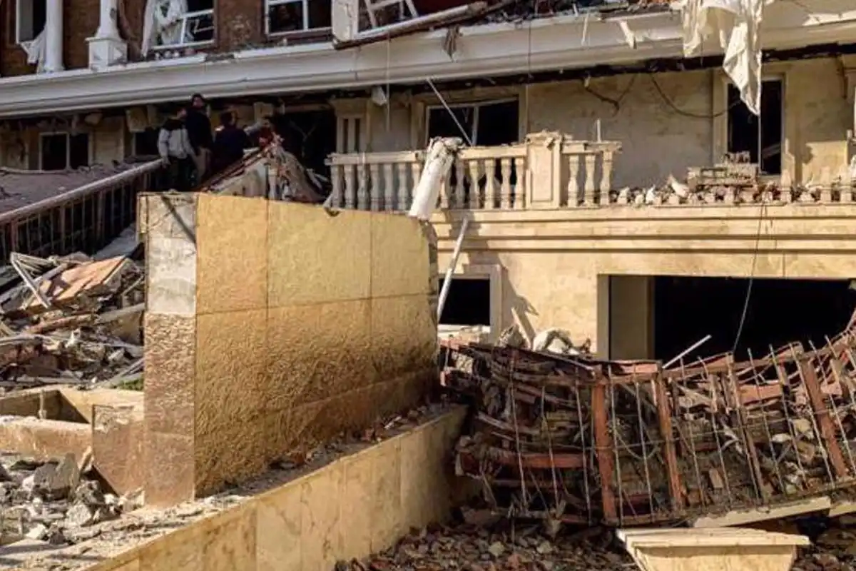 امریکی و اسرائیلی ڈرون حملہ: ایران میں رہائشی عمارت تباہ، شیر خوار بچے سمیت 6 شہری شہید