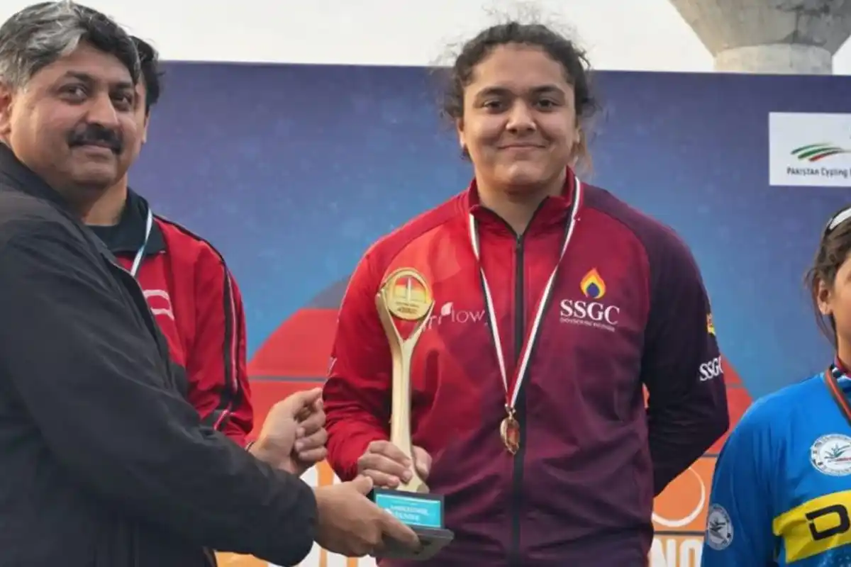 قومی سائیکلسٹ نتالیہ خان انتقال کر گئیں