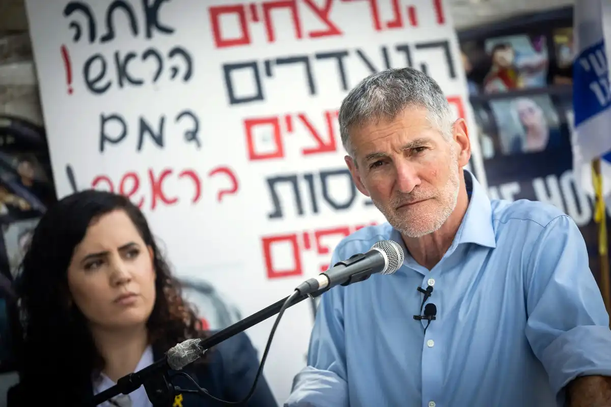 سابق اسرائیلی فوجی سربراہ کی نیتن یاہو پر کڑی تنقید، ایران کی مضبوطی اور اسرائیل کی ناکامی کا اعتراف