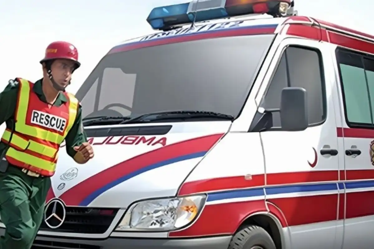 فیروزوالہ میں کوسٹر اور پولیس گاڑی کے درمیان ہولناک تصادم، انسپیکٹر سمیت 3 جاں بحق