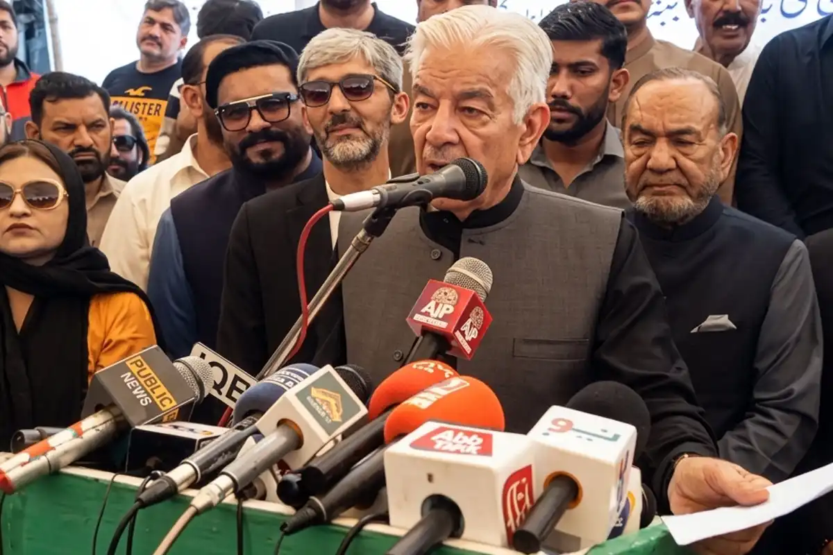 بھارت نے پہلگام جیسی حرکت کی تو جواب کلکتہ میں ملے گا، خواجہ آصف