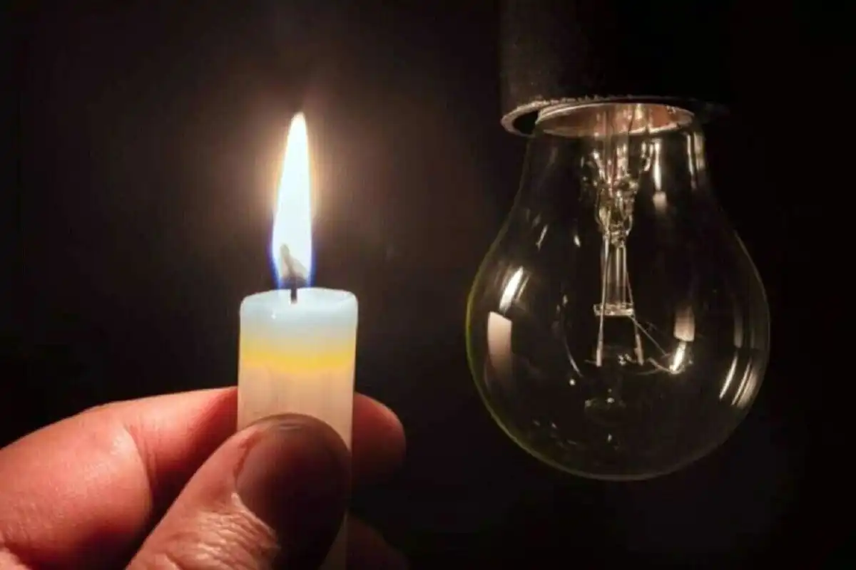 ملک میں بجلی کی طلب میں اضافہ، پیک آورز میں لوڈ شیڈنگ کا اعلان