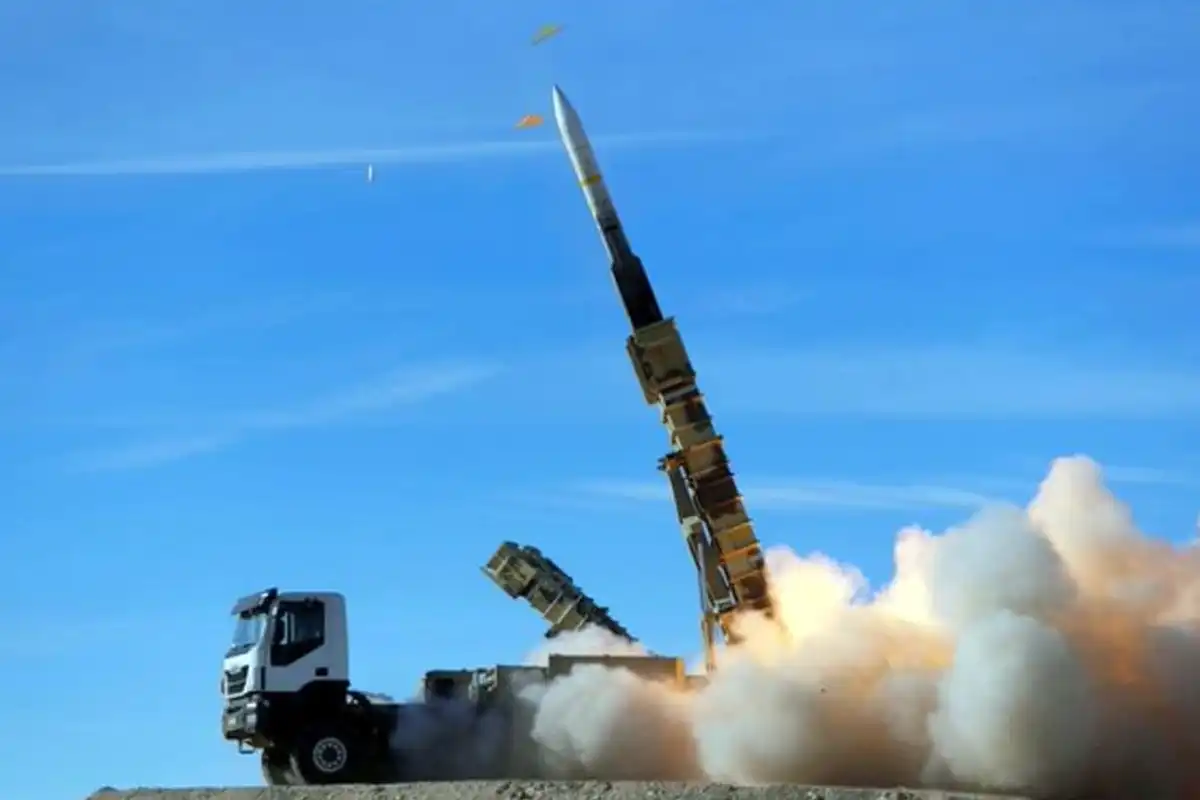 ایران کا خفیہ امریکی کمانڈ سینٹر پر ڈرونز سے حملہ، امارات میں اسرائیلی بحری جہاز تباہ