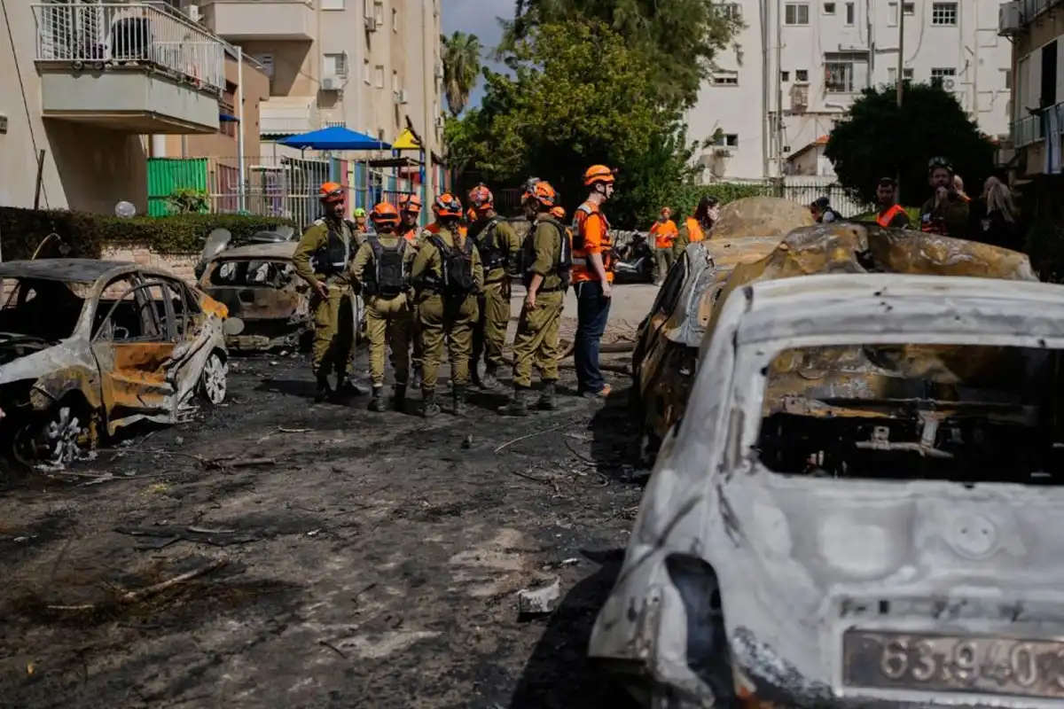 پاسدارانِ انقلاب اور یمنی افواج کا اسرائیل پر مشترکہ حملہ، تل ابیب اور حیفہ میزائلوں سے لرز اٹھے