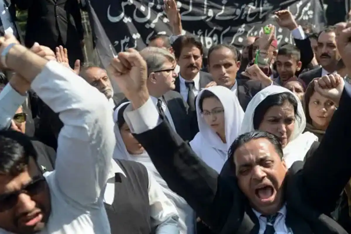 خیبر پختونخوا بار کونسل کا مہنگائی کیخلاف عدالتوں کے بائیکاٹ کا اعلان