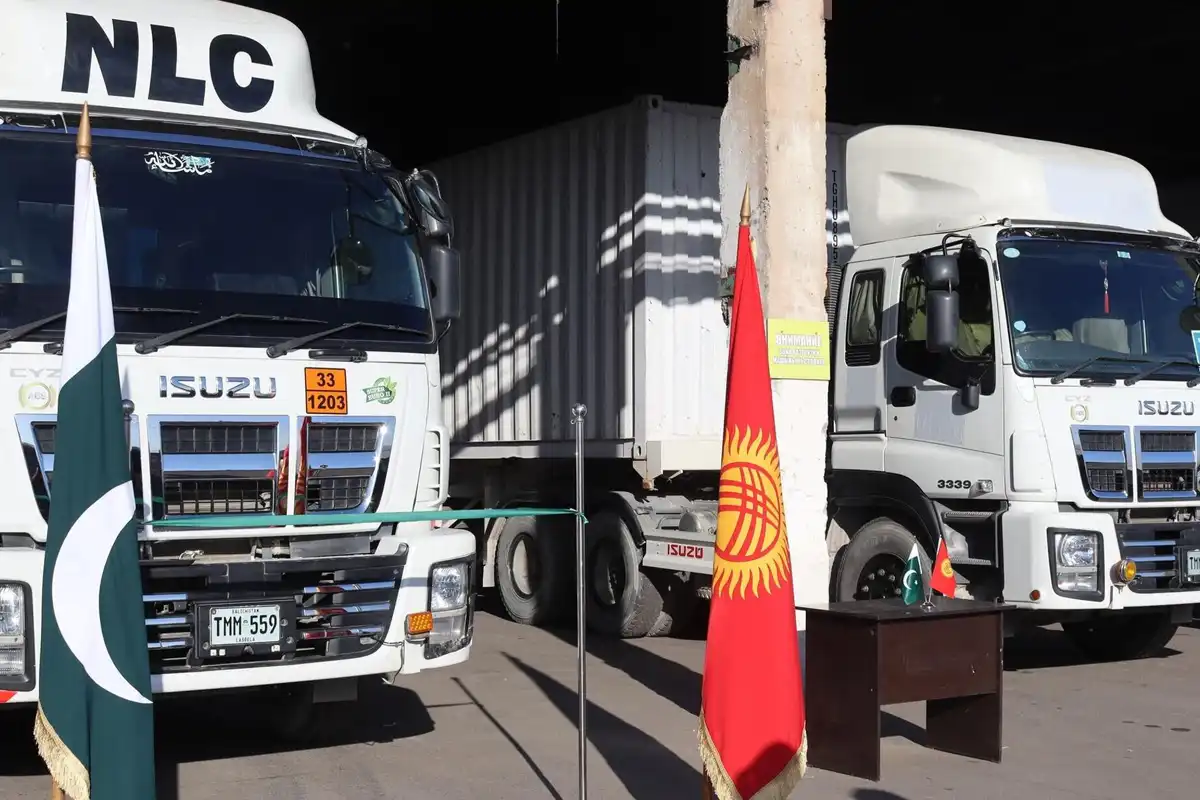 پاکستان کا افغانستان پر انحصار ختم، ایران کے راستے وسطی ایشیائی ریاستوں تک برآمدات کا آغاز