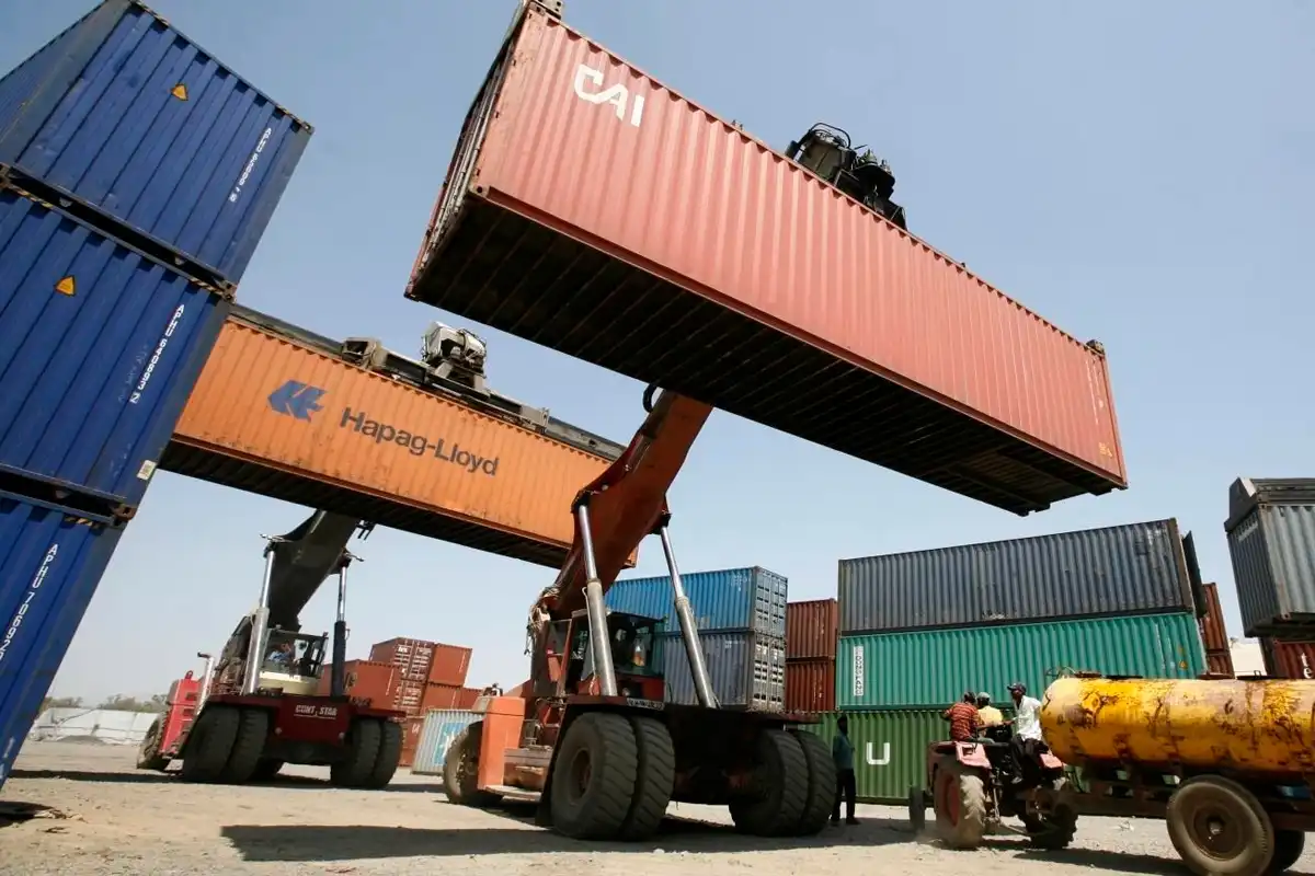 پاکستان کی افریقی منڈیوں میں بڑی کامیابی، برآمدات میں 32 فیصد کا ریکارڈ اضافہ