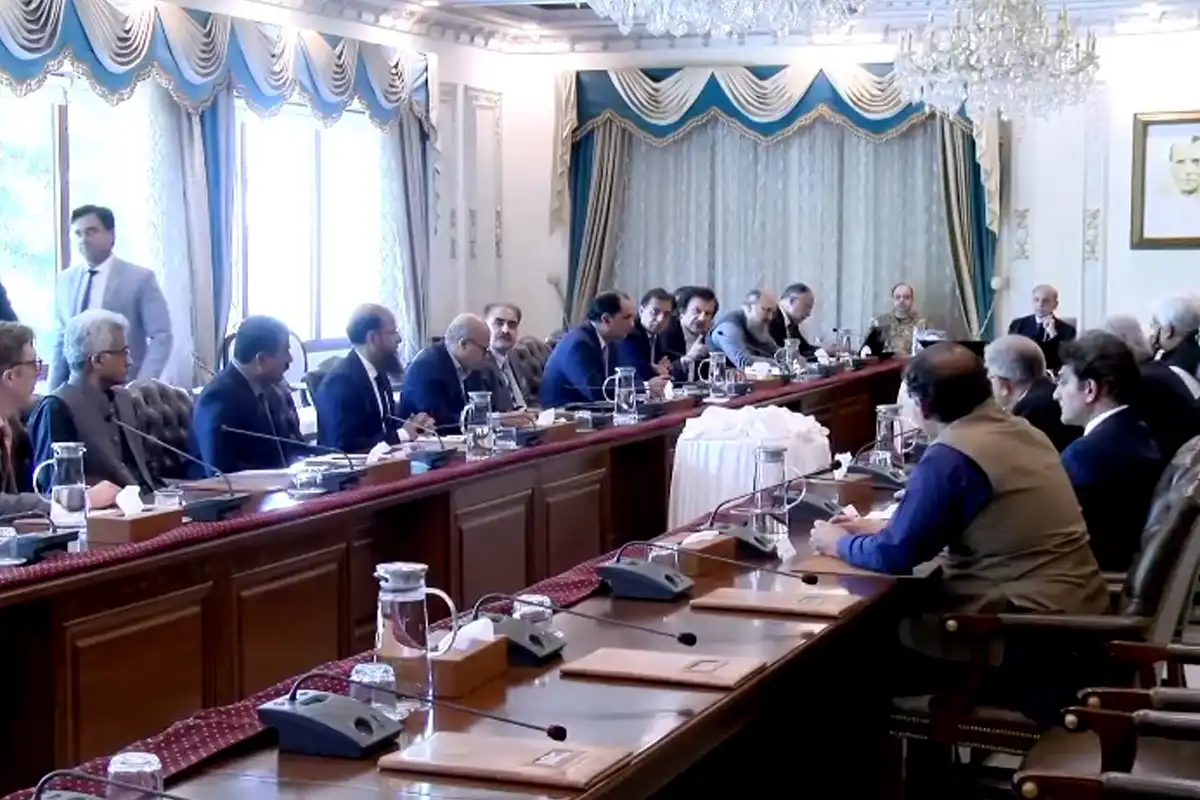 وزیرِ اعظم کا قیمتی پتھروں کی برآمدات میں اضافے کیلئے سینٹرز آف ایکسیلینس کے قیام کا فیصلہ