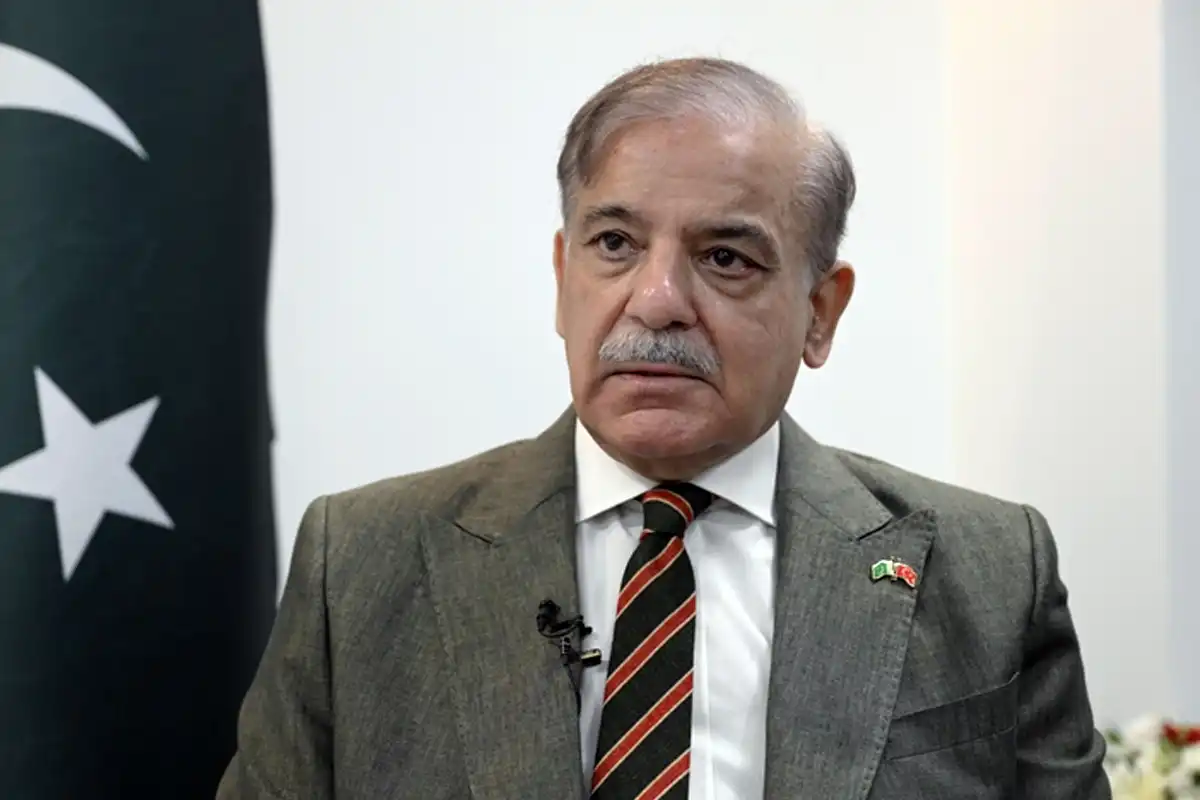 وزیراعظم کی اوور انوائسنگ کیخلاف سخت قانونی کارروائی کی ہدایت، رپورٹ طلب