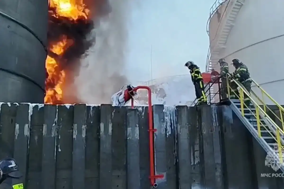 آئل ریفائنریوں