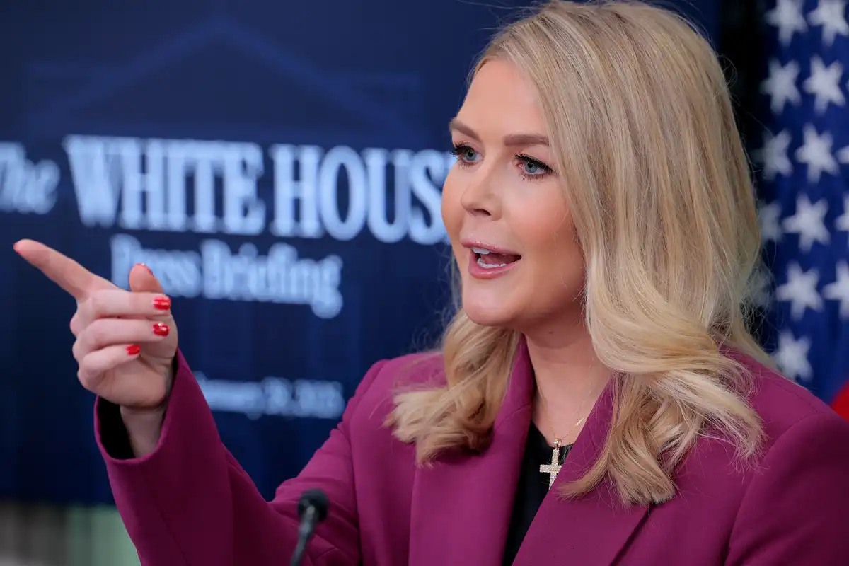 ایران افزودہ یورینیم امریکہ کے حوالے کرے، وائٹ ہاؤس کا نیا مطالبہ