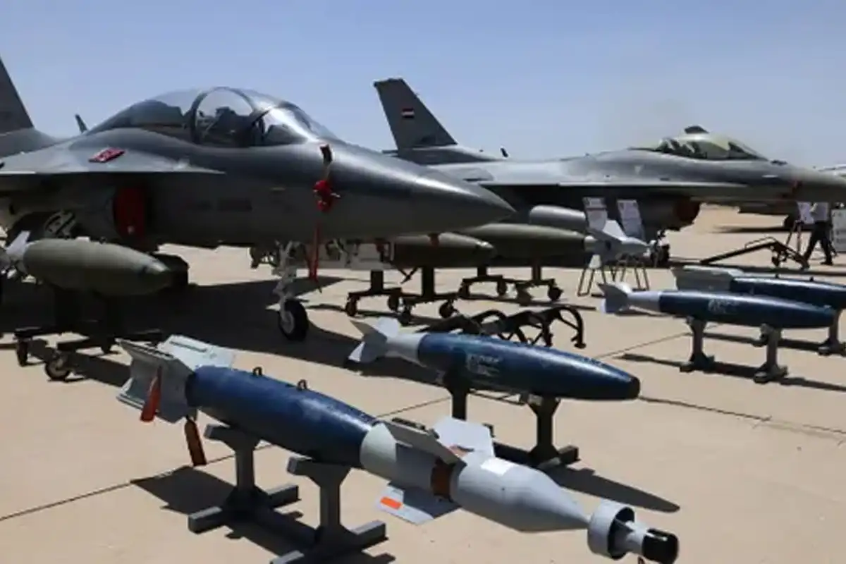 امریکی فضائیہ کے درجنوں طیارے مسلسل مشرق وسطیٰ میں سامان پہنچا رہے ہیں؛ روسی میڈیا