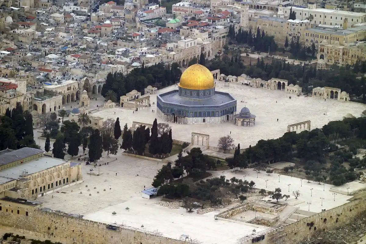 مسجد الاقصیٰ کو 40 دن بند رکھنے کے بعد کھول دیا گیا