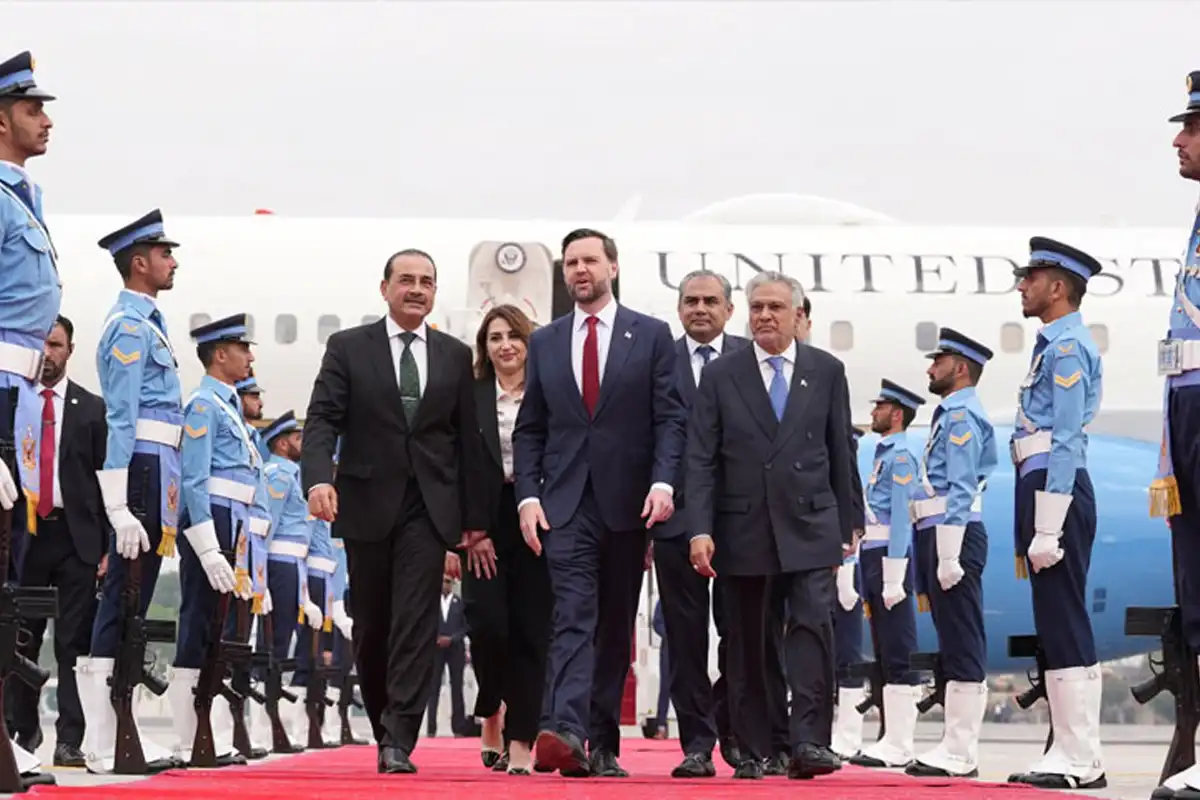 ’’امریکا نے مذاکرات سے قبل منجمد ایرانی اثاثے بحال کرنے پر آمادگی ظاہر کر دی‘‘