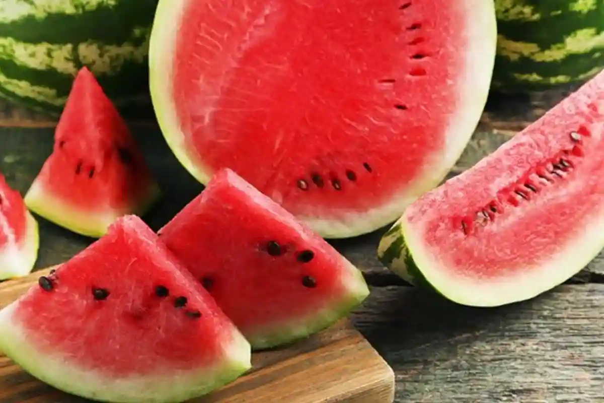 میٹھے اور لال تربوز کی پہچان کیسے کریں؟ آسان ترین طریقہ سامنے آگیا