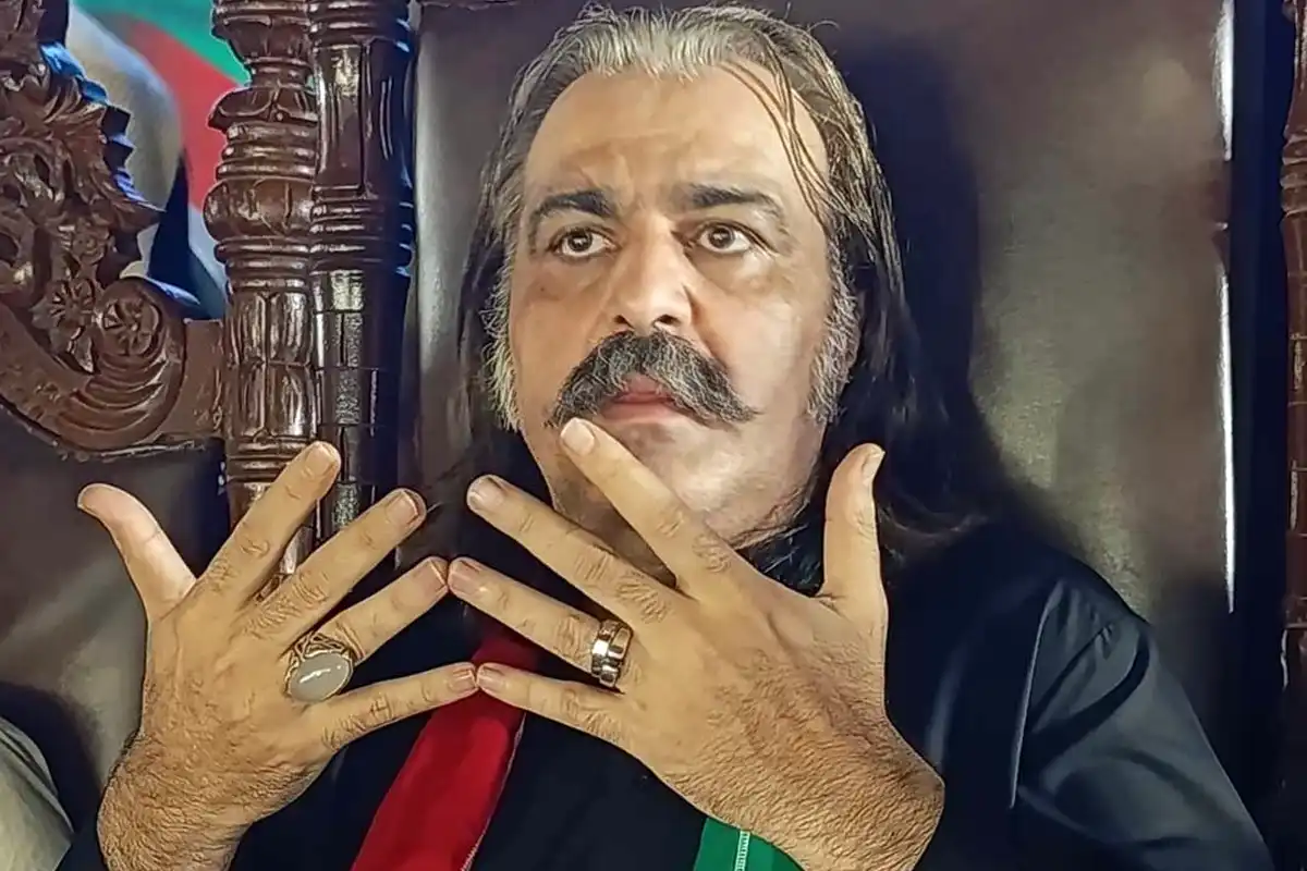آڈیو لیک کیس، عدالت نے علی امین گنڈا پور کے وارنٹ گرفتاری جاری کردیئے