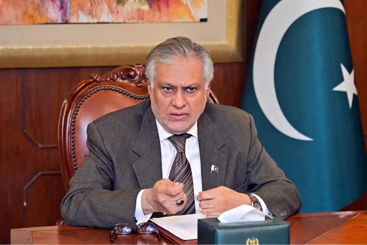 پاکستانی اور ایرانی