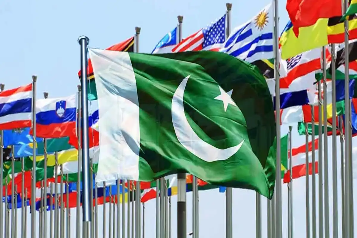 عالمی سیاست کا نیا مرکز، پاکستان کی بڑھتی ہوئی اسٹریٹیجک اور سفارتی اہمیت