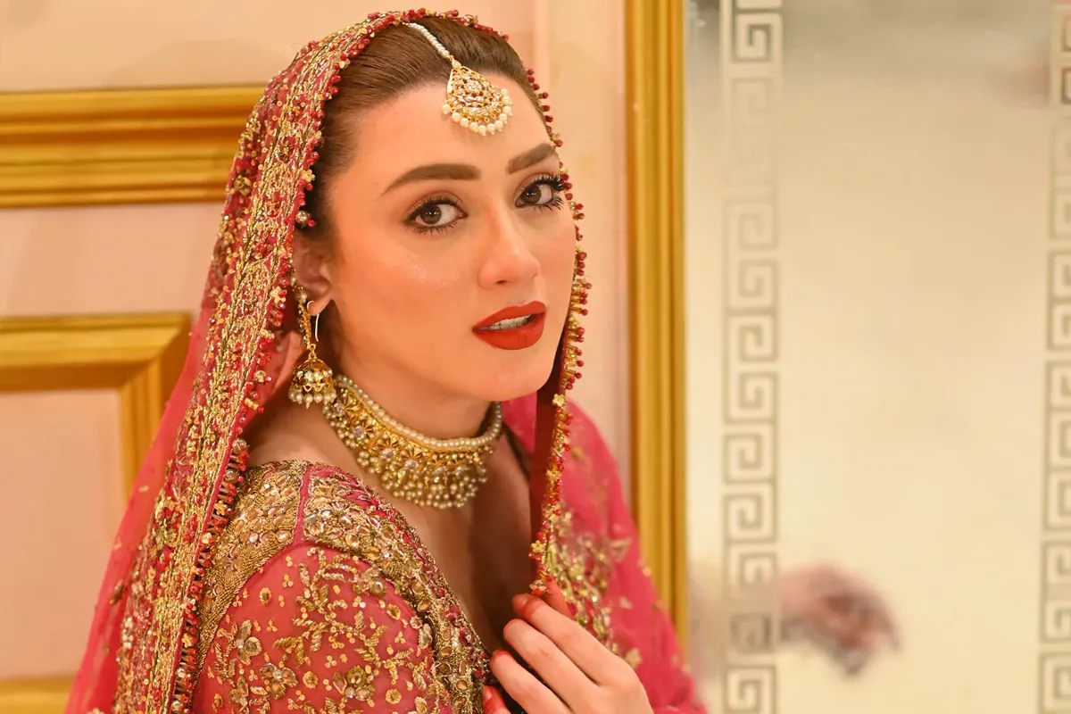 اداکارہ مومنہ اقبال کی شادی کی تاریخ سامنے آگئی