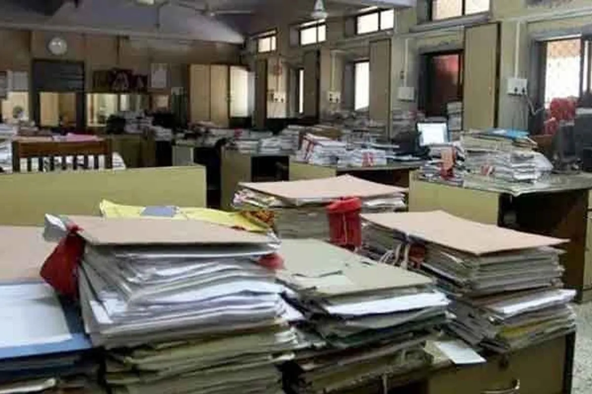 تنخواہوں میں 10 فیصد اضافے اور الاؤنسز میں اضافے کی تجاویز تیار، سرکاری ملازمین کیلئے بڑی پیش رفت