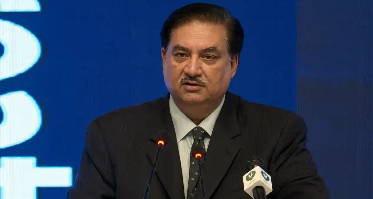 بھارت پانی کو بطور ہتھیار استعمال کر کے پاکستانیوں کی زندگی خطرے میں ڈال رہا ہے، خرم دستگیر