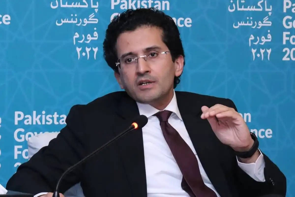 ایران سے تیل اور گیس کی خریداری میں ابھی کئی مسائل کا سامنا ہے، وزیرِ پٹرولیم