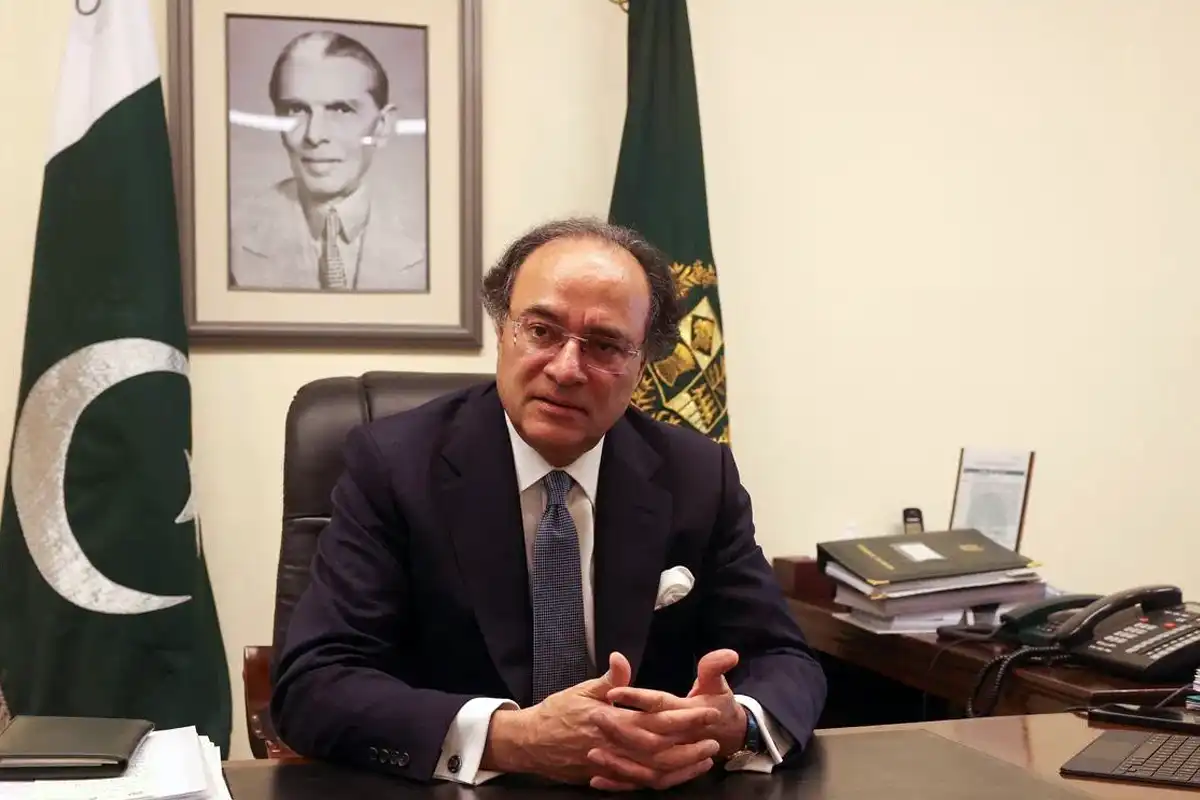 سرمایہ کاروں کے بڑھتے اعتماد سے پاکستان اسٹاک ایکسچینج نئی بلندیوں پر پہنچ گئی، وزیر خزانہ