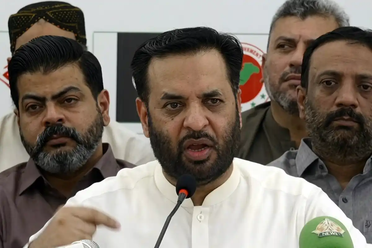 ایکسٹینشن لینے والا لیڈر حقوق نہیں دلوا سکتا، مصطفیٰ کمال کی خالد مقبول صدیقی کا نام لیے بغیر کڑی تنقید
