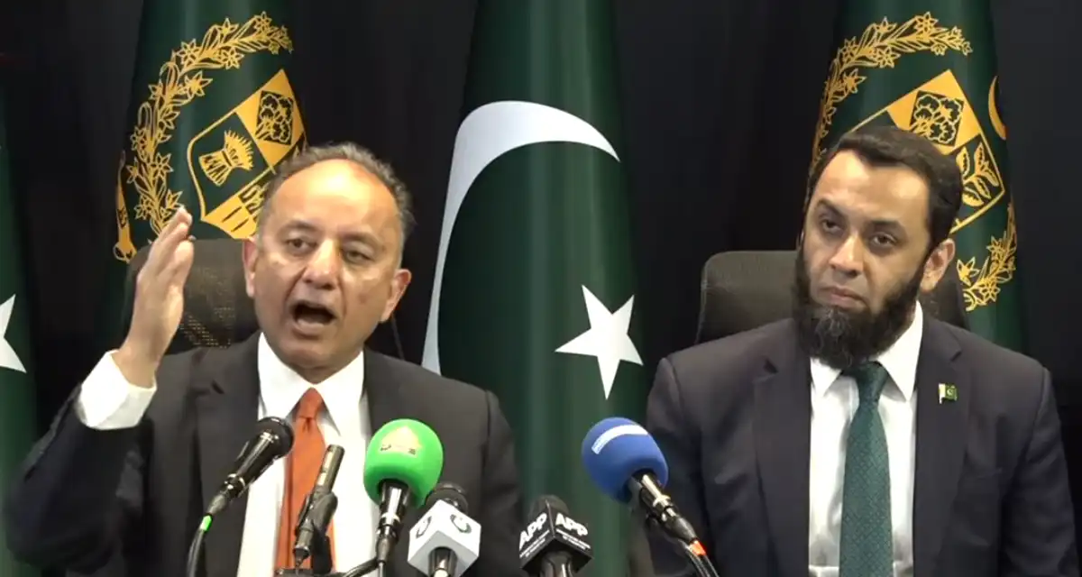 پانی پاکستان کی بقا اور ریڈ لائن ہے، سندھ طاس معاہدہ یکطرفہ طور پر معطل نہیں ہو سکتا، وفاقی وزرا