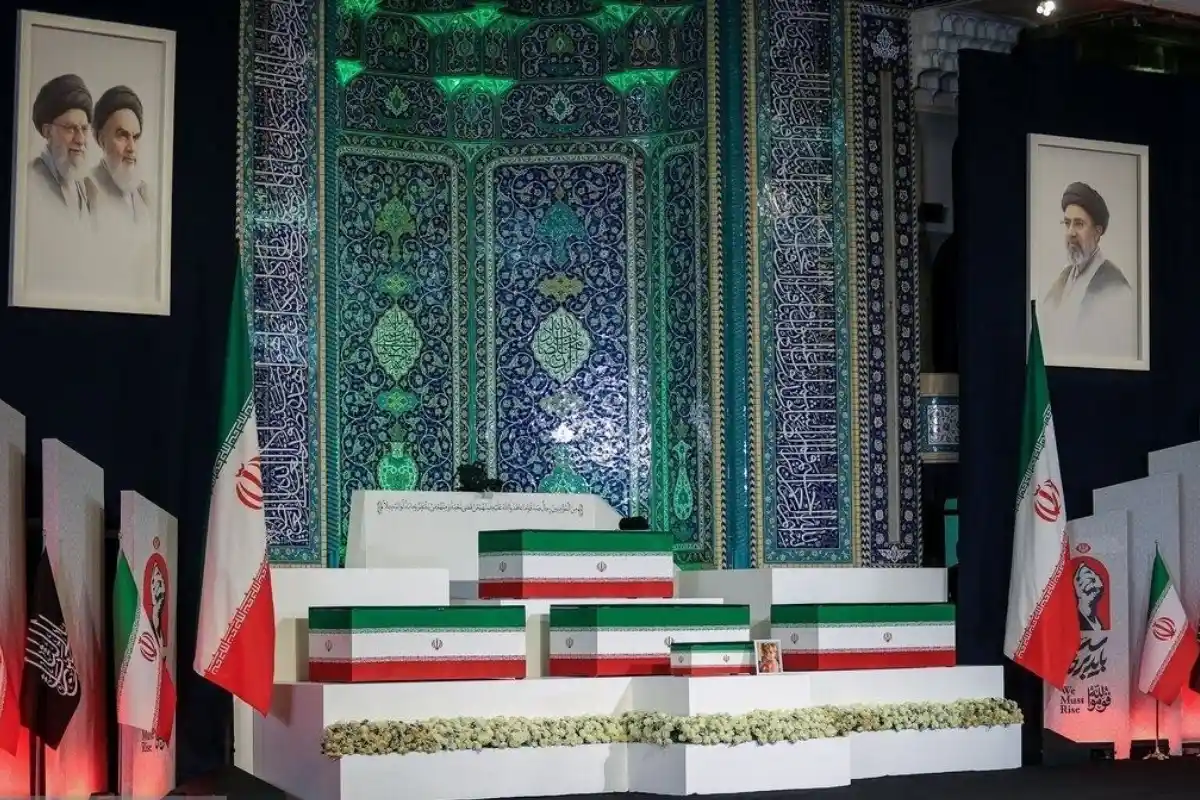 شہید سپریم لیڈر آیت اللہ سید علی خامنہ ای کے جنازے میں آنے والوں کیلئے اسکولوں کے تقریباً 40 سے 50 ہزار کلاس رومز کھول دیے گئے