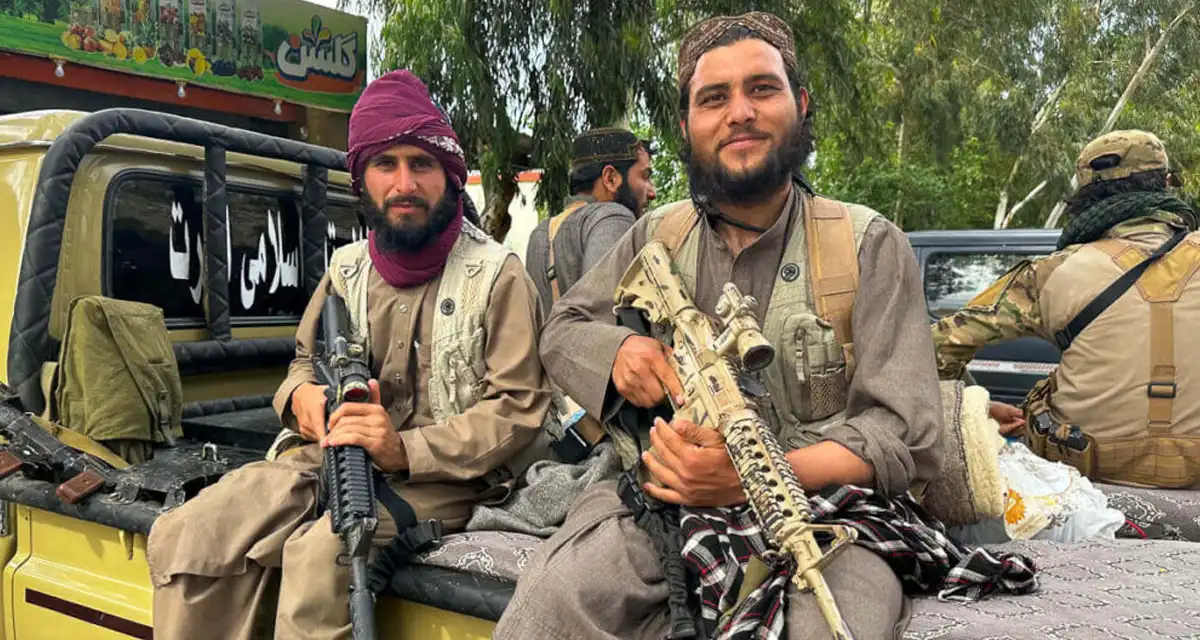آسٹریلیا نے سیکیورٹی خطرات کے باعث شہریوں کو افغانستان کے سفر سے روک دیا