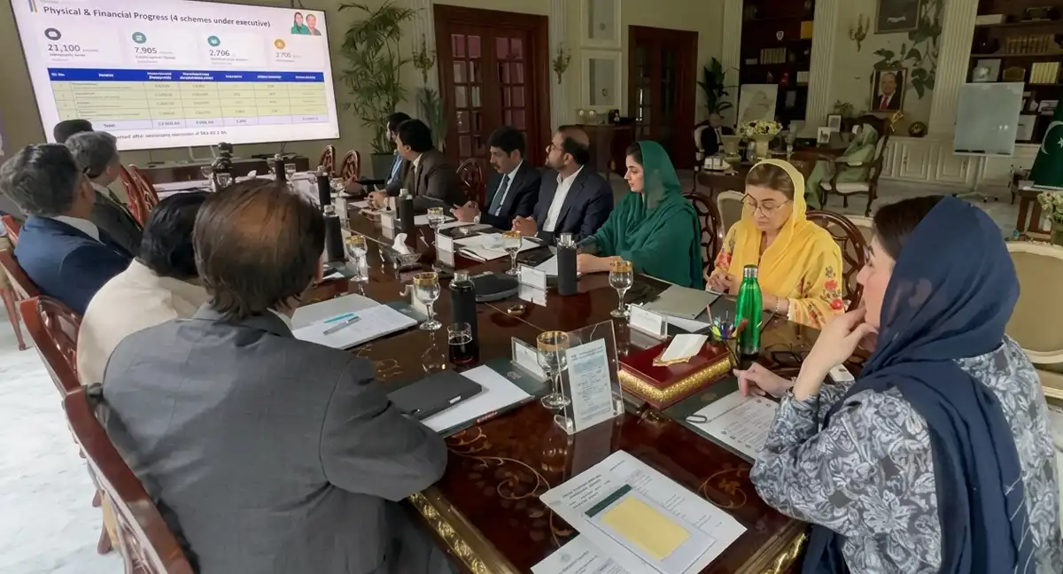 وزیر اعلیٰ مریم نواز نے 5 روز میں صاف پانی کی فراہمی کا فول پروف پلان طلب کرلیا
