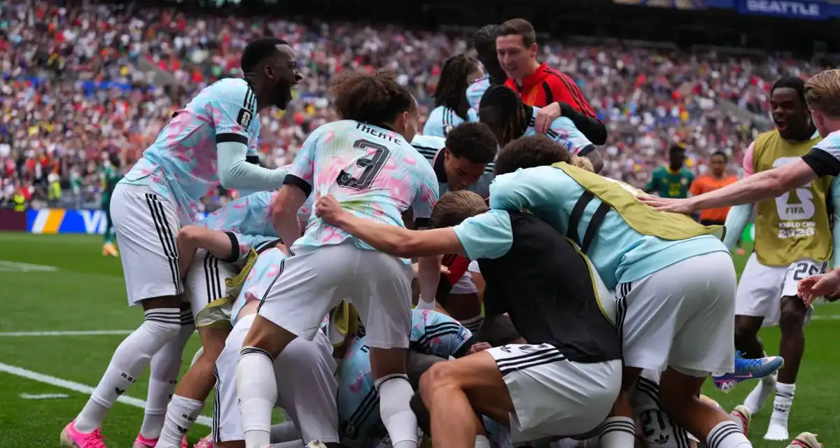 فیفا ورلڈکپ، بیلجیم کی سینیگال کے خلاف تاریخی اور ناقابل یقین فتح