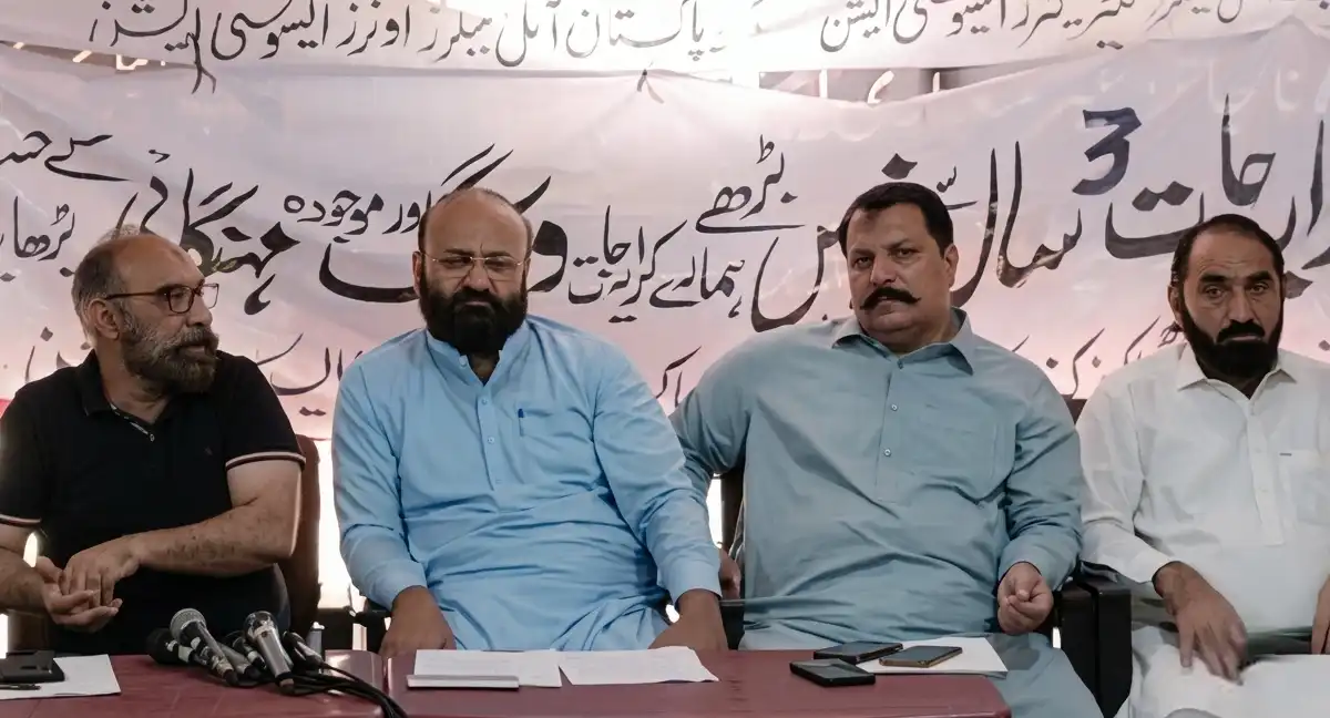 آئل ٹینکرز ایسوسی ایشن کا حکومت کو 72 گھنٹے کا الٹی میٹم، ملک گیر ہڑتال کا انتباہ