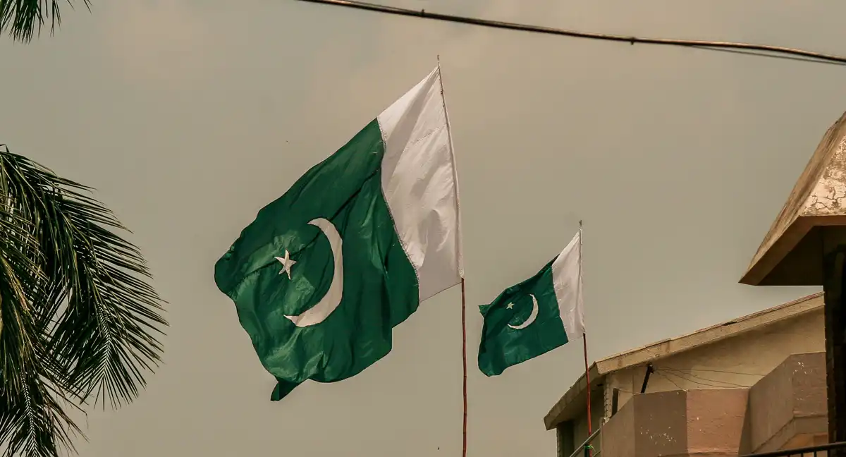 10 ارب ڈالر