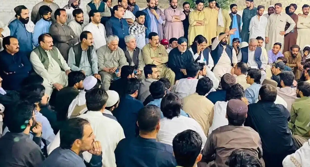 زیارت شہداء کے لواحقین کا کوئٹہ میں دھرنا جاری، 17 جولائی کو ہڑتال کا اعلان