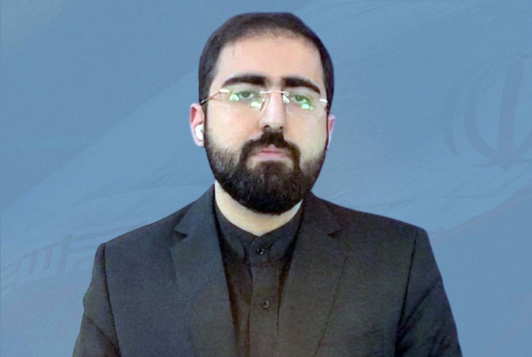 امریکی فضائی حملوں کا بھرپور جواب دیا جائے گا، مشیرِ ایرانی وزارتِ خارجہ