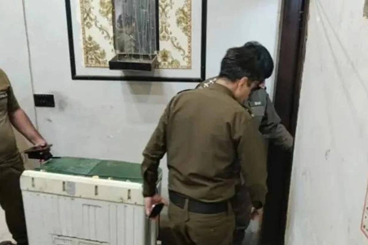 لاہور: اچھرہ ٹیوشن سینٹر میں 12 سالہ طالبہ کی پراسرار موت، پوسٹ مارٹم رپورٹ میں اہم انکشافات سامنے آگئے