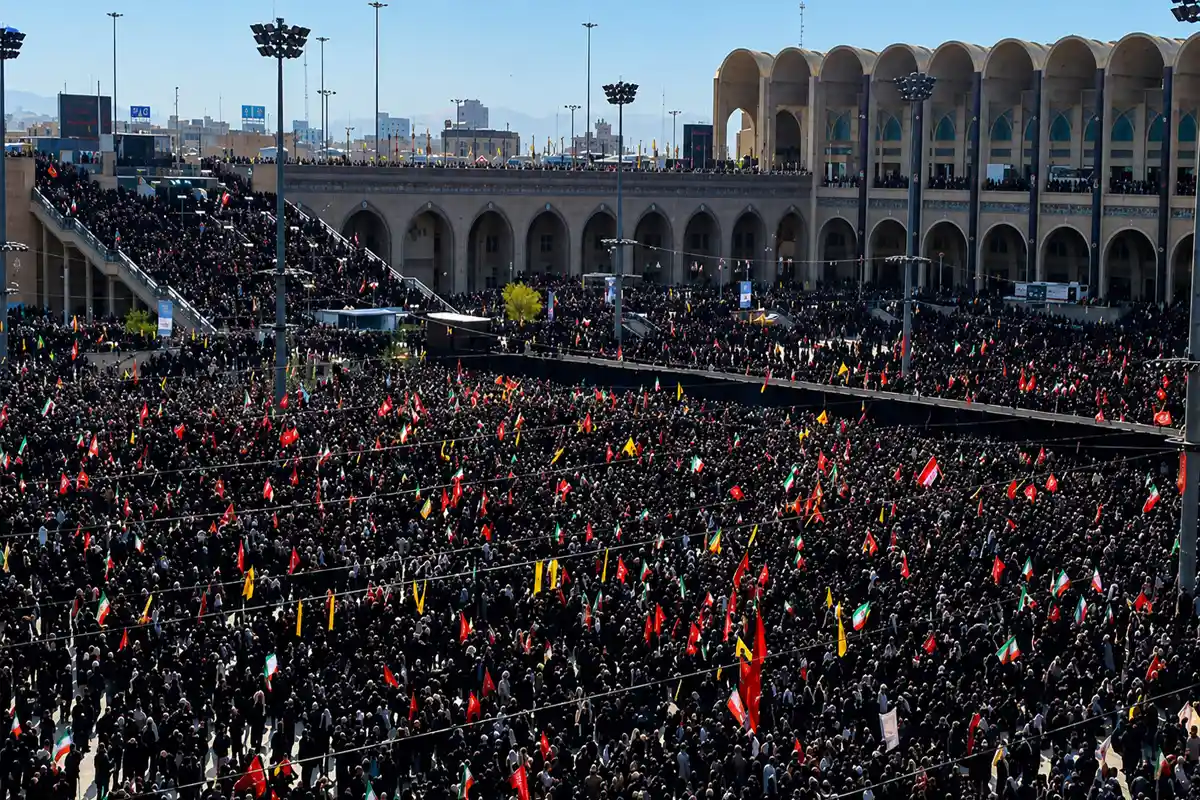 شہید سپریم لیڈر آیت اللہ سید علی خامنہ ای کے جسدِ مبارک کو ایران سے عراق منتقل کیا جائے گا