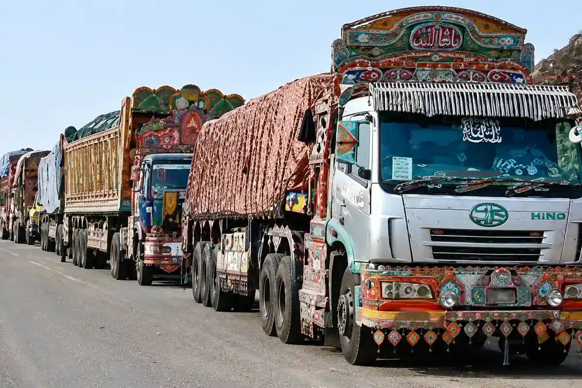 ٹرانسپورٹ کے کرائے کب کم ہوں گے؟ اہم خبر آگئی