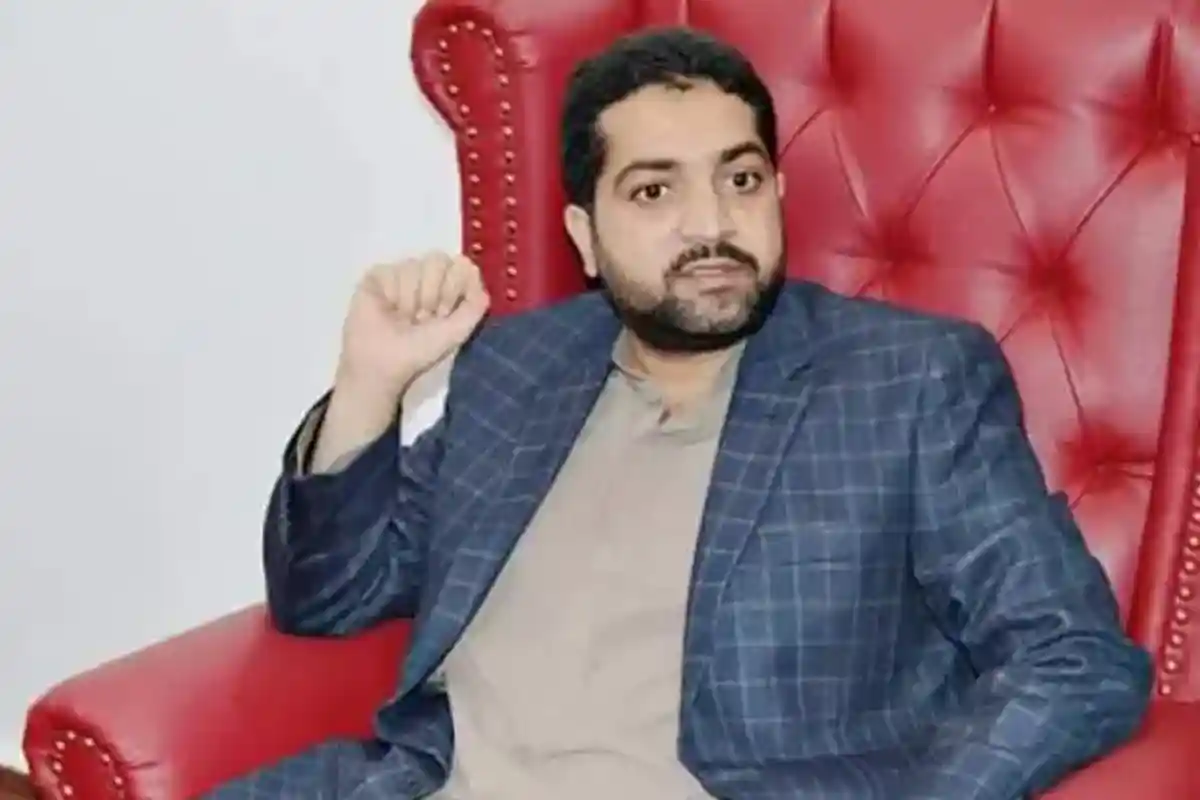 وزیر داخلہ بلوچستان کے سکیورٹی اسکواڈ پر فائرنگ، متعدد اہلکار زخمی