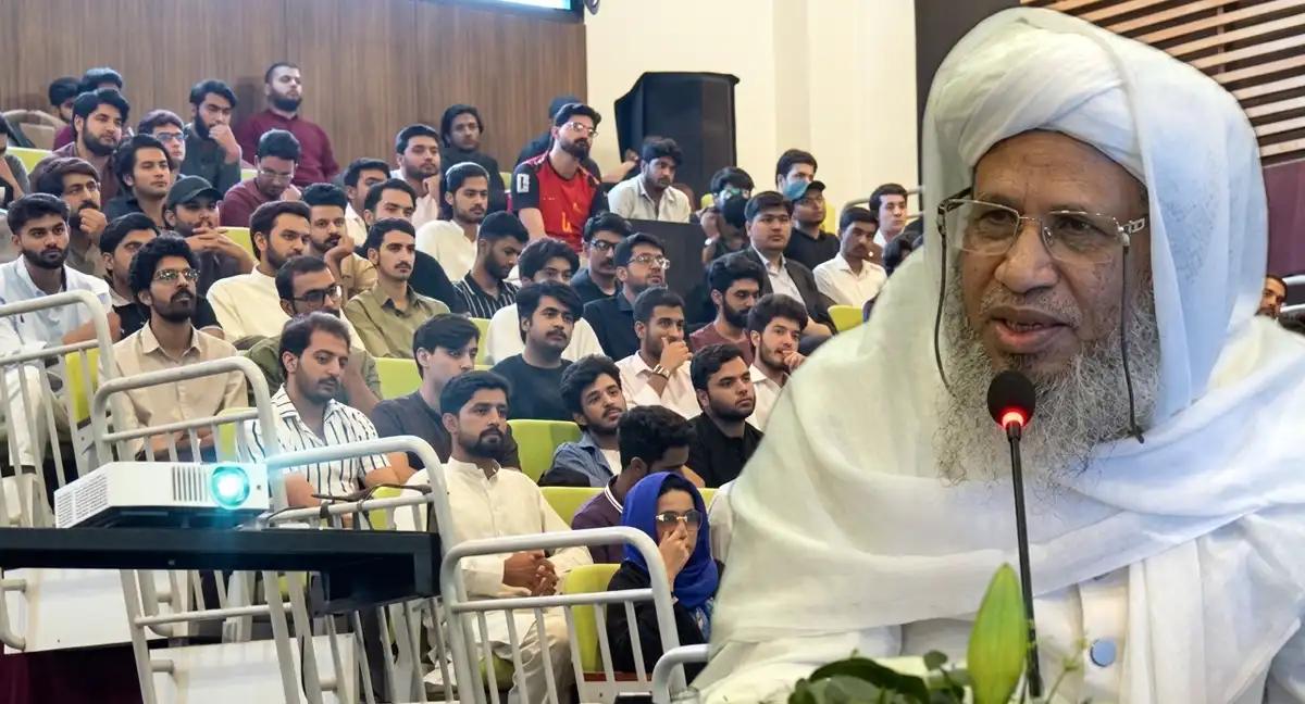 وطن کی حفاظت اور ترقی ہر شہری کی دینی و قومی ذمہ داری ہے، مفتی عبدالرحیم کا ہزاروں طلبہ سے خطاب